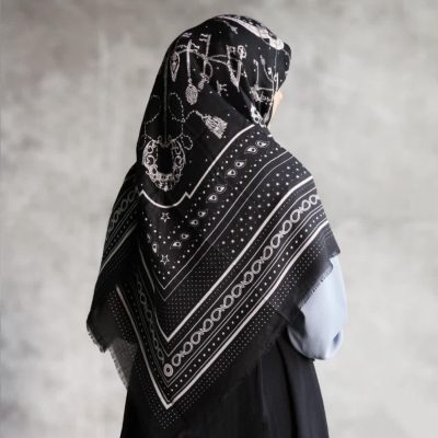 روسری روسری سیااسکارف وارداتی فروش عمده پوشاک