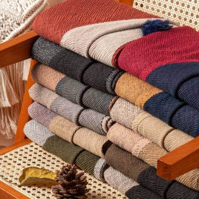 شال دولایه پم پم دار وارداتی فروش عمده پوشاک