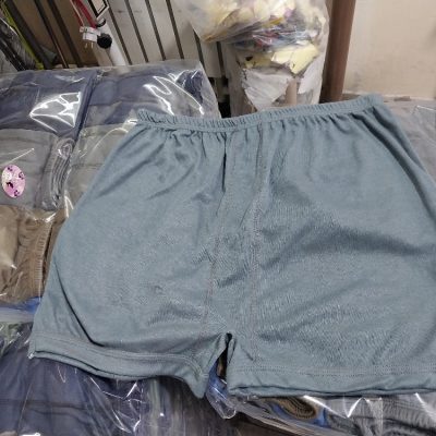 پادار پلی استر  فروش عمده پوشاک