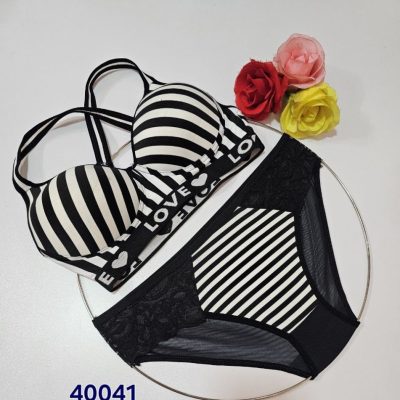 ⚜️ست نیم تنه پد متحرک⚜️ کد40041 فروش عمده پوشاک