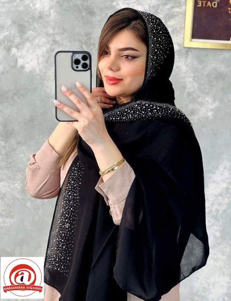 خرید عمده شال کرپ مشکی حاشیه نگین
