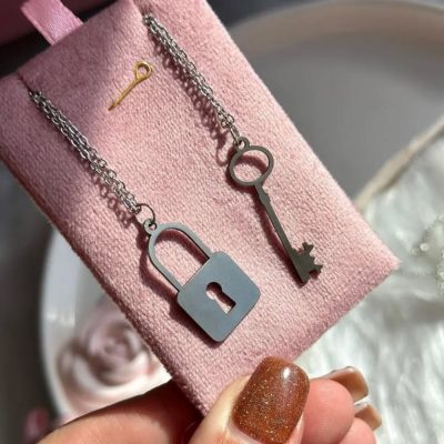 خرید عمده گردنبند استیل رنگ ثابت - ابزار آرایشی عمده