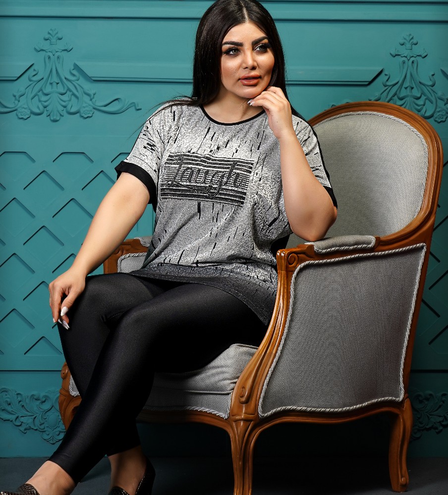 فروش عمده تیشرت زنانه نگین کاری - تاپ و تیشرت زنانه عمده