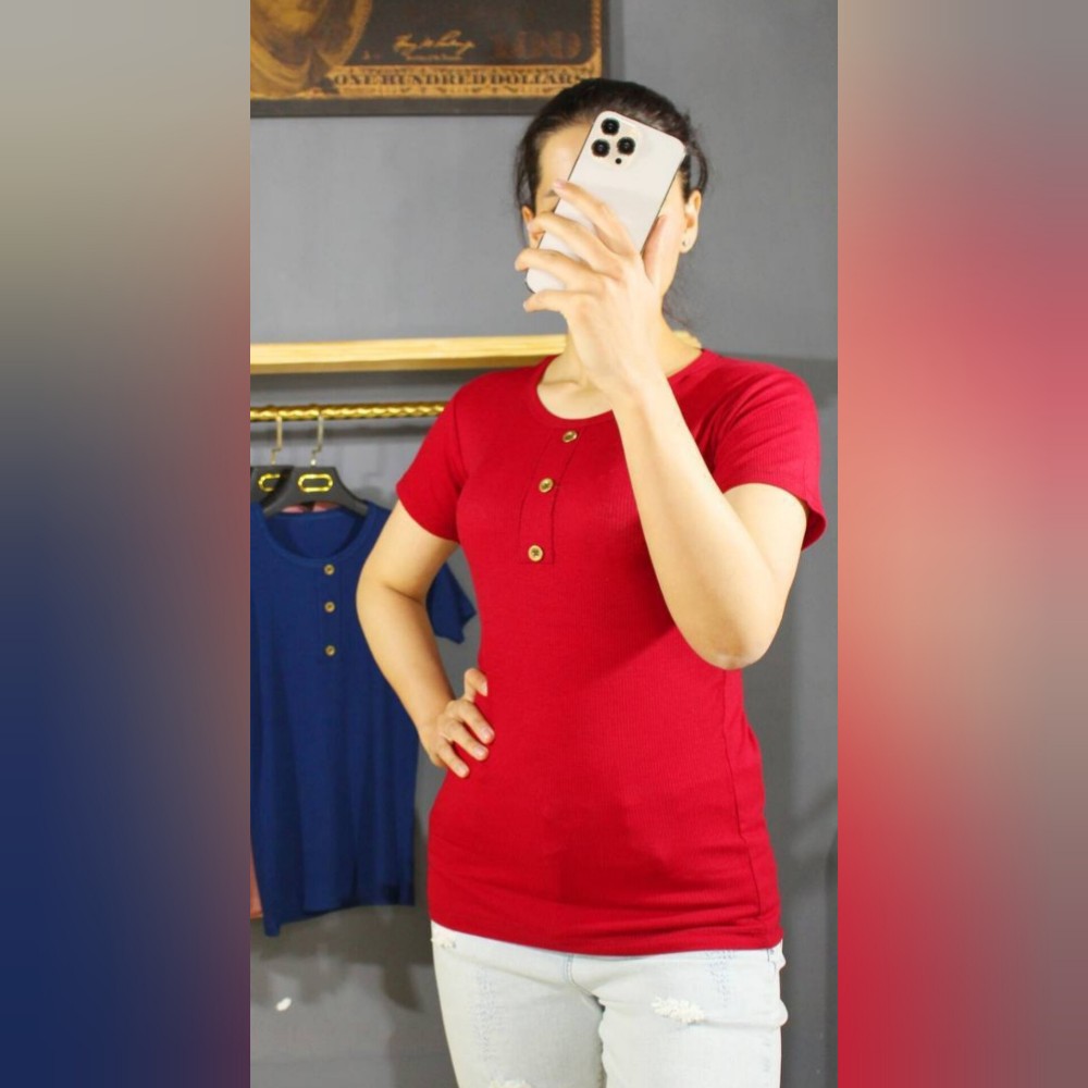 خرید عمده تیشرت یقه دکمه کبریتی - تاپ و تیشرت زنانه عمده