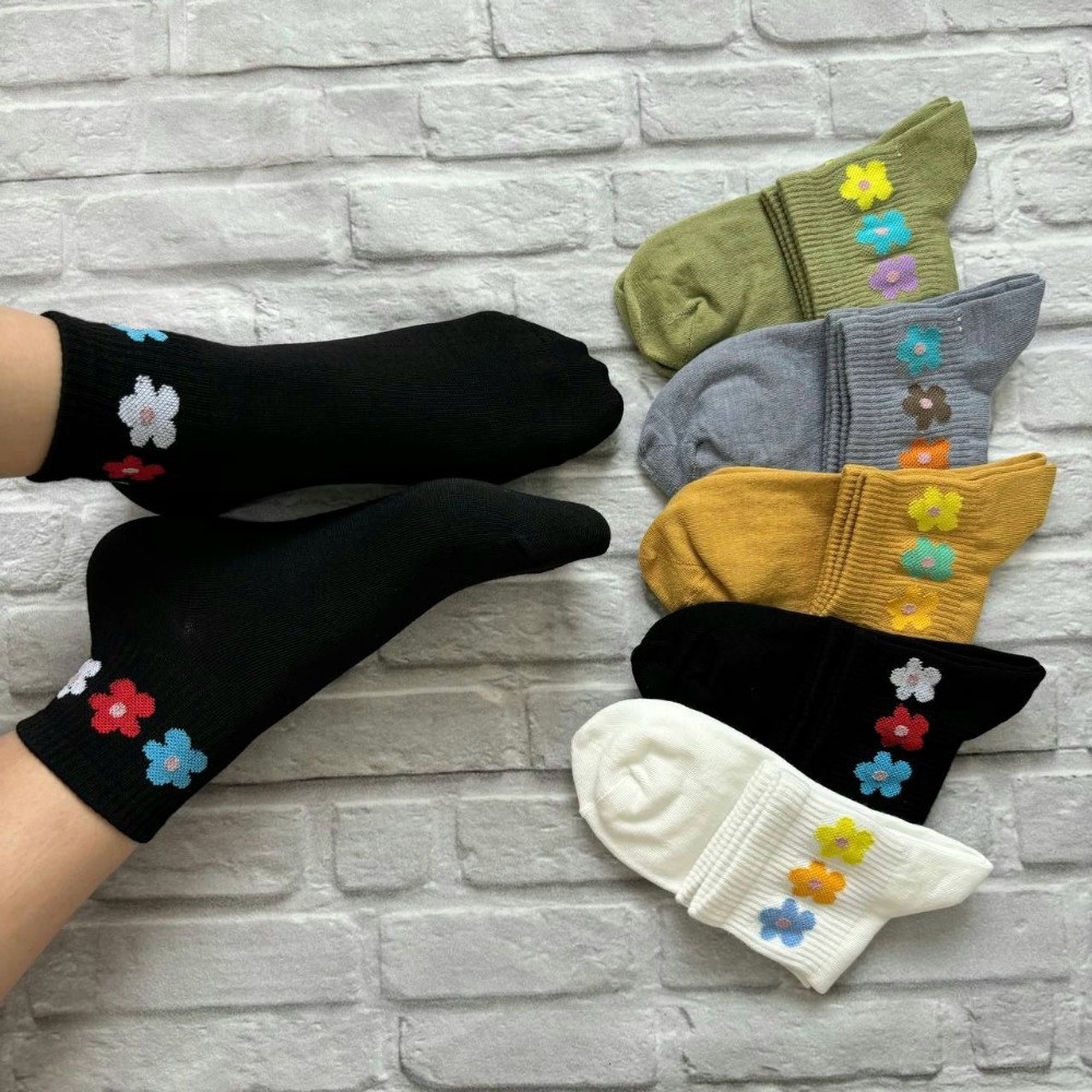 فروش عمده 🔥 جوراب زنانه نیم ساق طرح گل - جوراب زنانه عمده