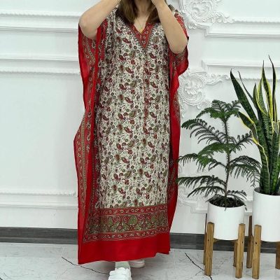 خرید عمده ساحلی بلند پانچ طاوووس - ساحلی زنانه عمده
