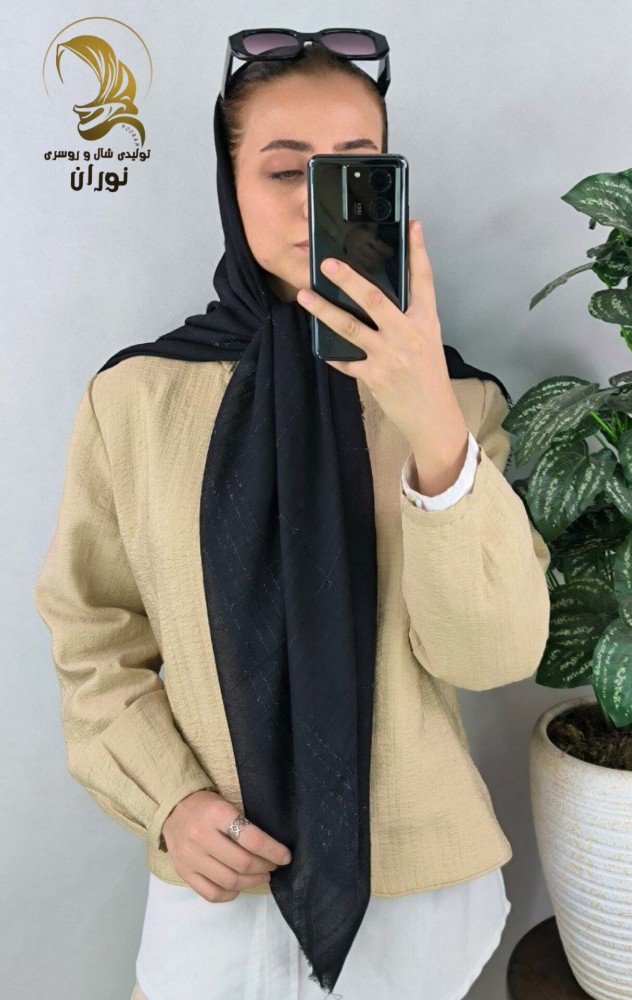 خرید عمده روسری نخی لینن لمه دار مشکی اعلاء - شال و روسری زنانه عمده