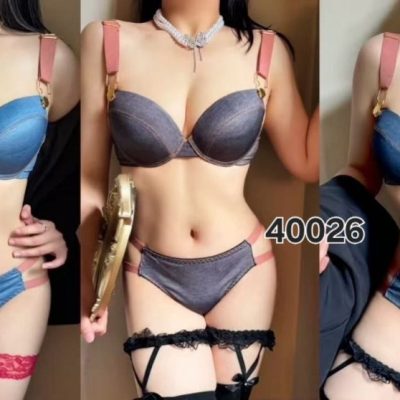 خرید عمده ️ست اسفنجی فنردار ️ کد40026 - شورت و سوتین زنانه عمده