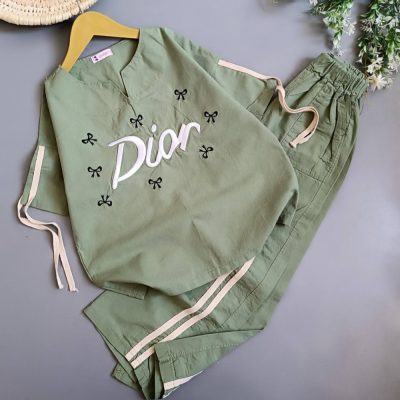 فروش عمده ست تیشرت شلوار دخترانه DIOR - ست تیشرت شلوار دخترانه عمده