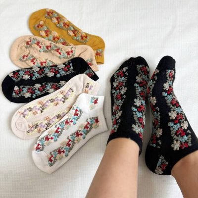 فروش عمده 🔥 جوراب زنانه خارجی مچی گل برجسته - جوراب زنانه عمده