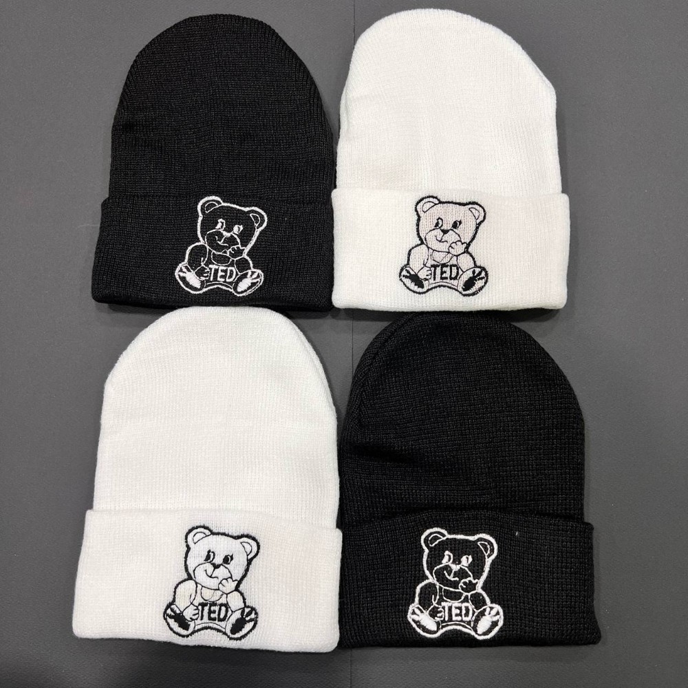 فروش عمده کلاه بافت گلدوزی خرس کد 132389