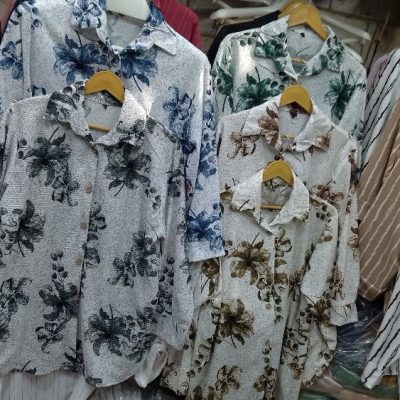 خرید عمده شومیز جلوباز گلدار - تونیک زنانه عمده