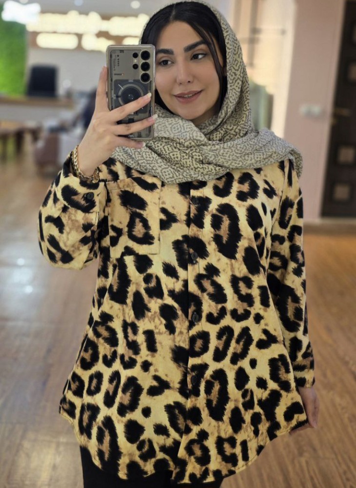فروش عمده شومیز زنانه پلنگی مخمل کبریتی کد 132164