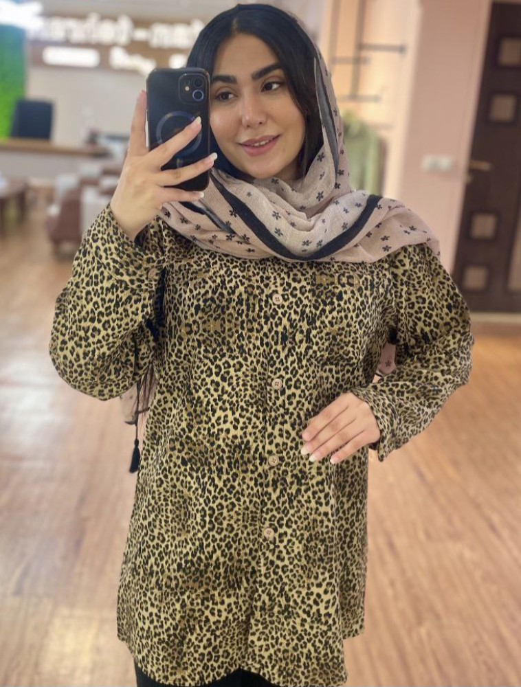 فروش عمده شومیز زنانه پلنگی کرپ دبل کد 132165