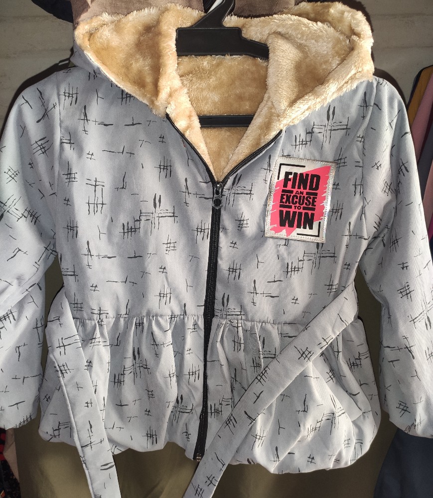 سویشرت دخترانه داخل خز بره ای کد 134618 - خرید کاپشن و هودی دخترانه عمده