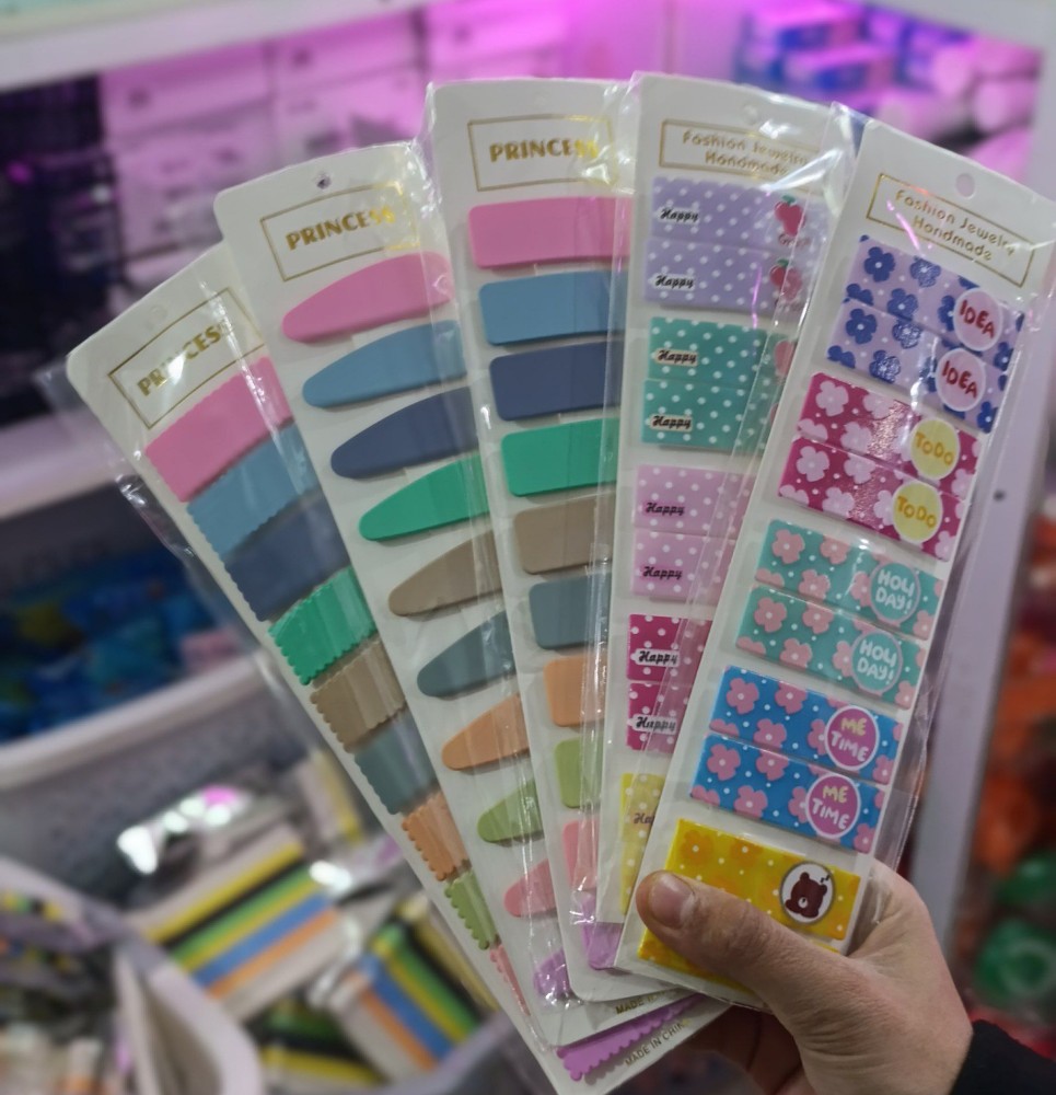 گیره تق تقی طرح ترند کد 135548 - خرید ابزار آرایشی عمده