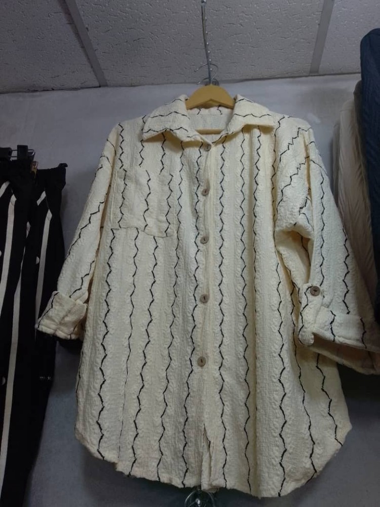 مانتو جلو باز مزاکشی کد 134371 - خرید بلوز تک زنانه عمده