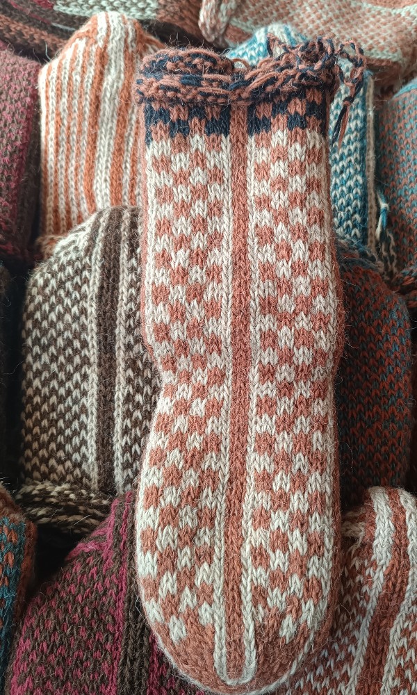 فروش عمده جوراب محلی کد 132684