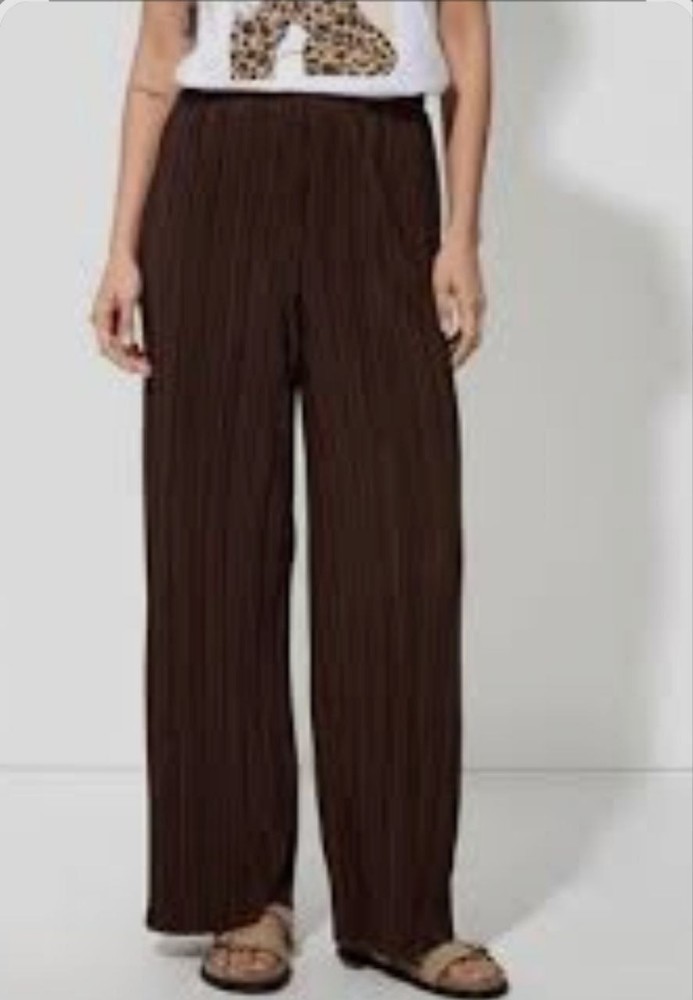 فروش عمده شلوار دامنی پلیسه کشی کد 133327