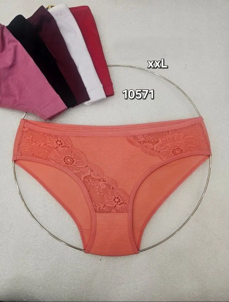 ️شورت نخی جلو دانتل ️ کد 134876 - خرید شورت زنانه عمده