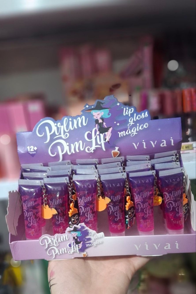 بالم لب آویز دار کد 134399 - خرید آرایشی لب عمده