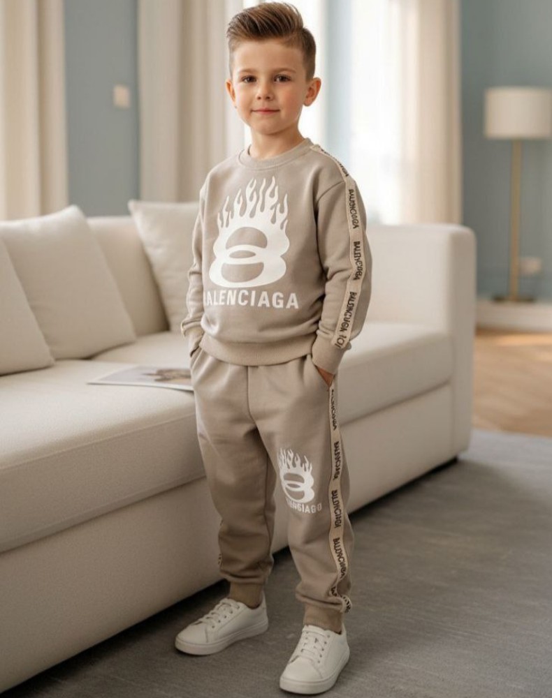 ست بلوز شلوار پسرانه بالنسیاگا کد 135199 - خرید ست بلوز شلوار پسرانه عمده