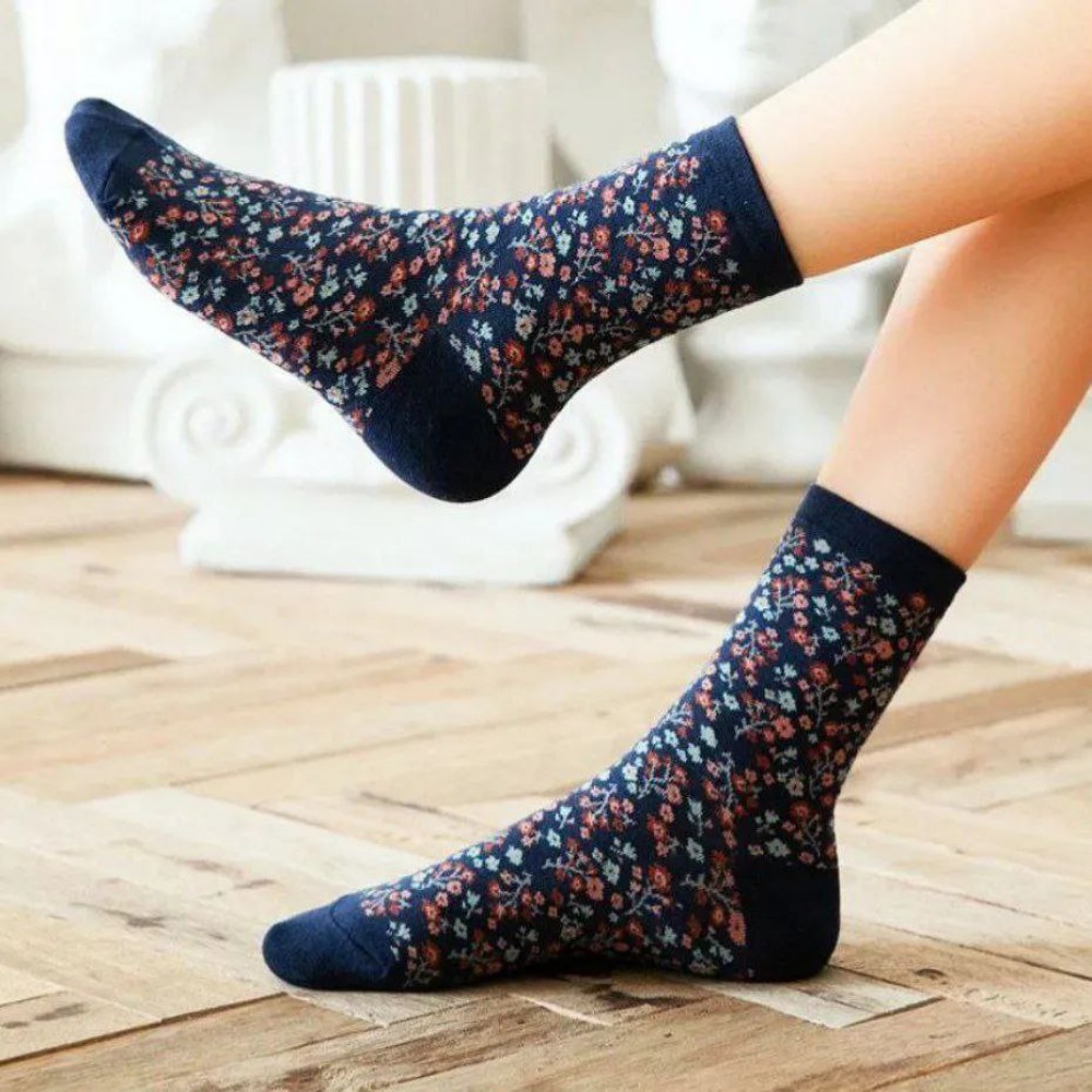 جوراب زنانه ساقدار گل ریز خارجی کد 133803 - خرید جوراب زنانه عمده