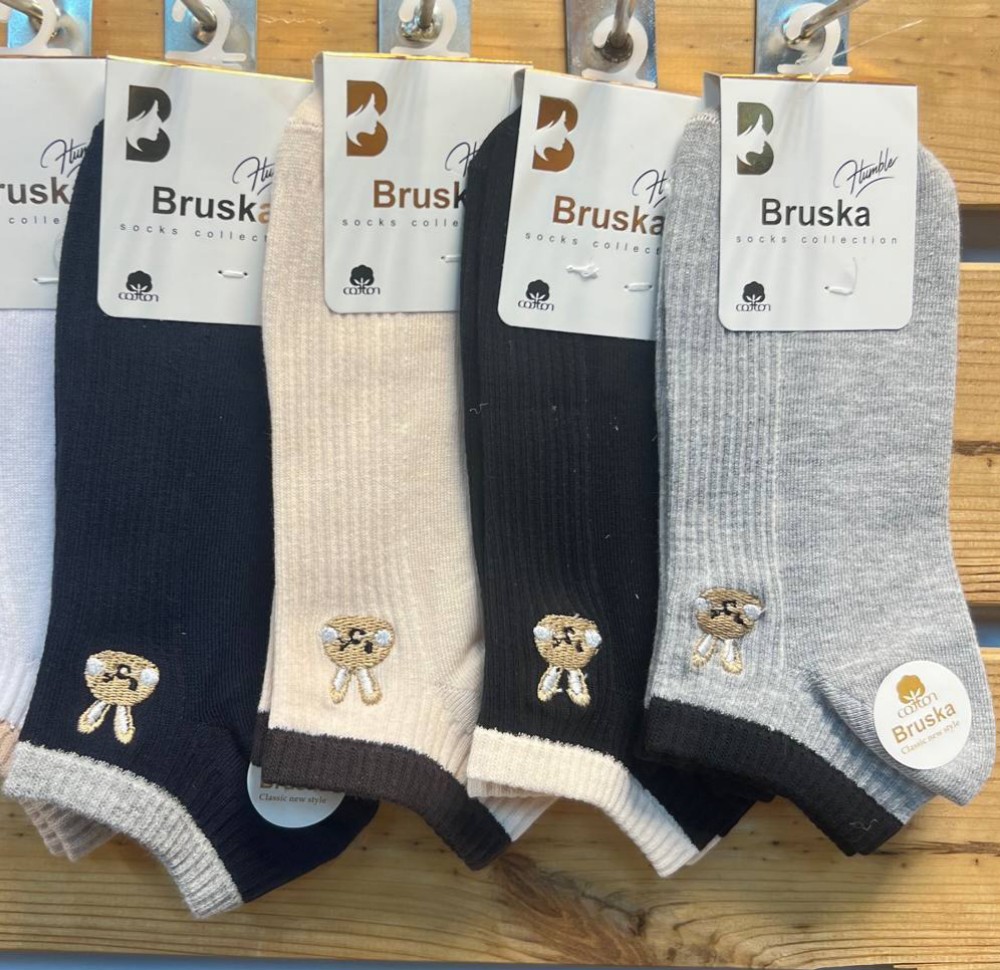 جوراب زنانه مچی گلدوزی بروسکا خارجی کد 134215 - خرید جوراب زنانه عمده