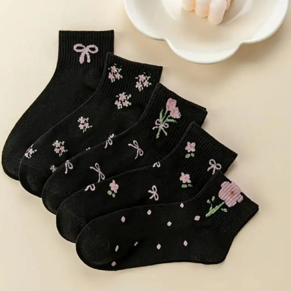 جوراب زنانه نیم ساق ترکیبی گل و پاپیون خارجی کد 134882 - خرید جوراب زنانه عمده