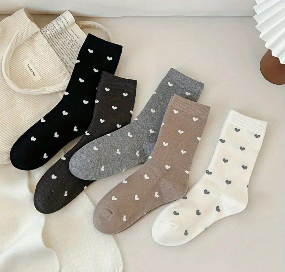 جوراب زنانه ساقدار قلب ریز خارجی کد 135092 - خرید جوراب زنانه عمده