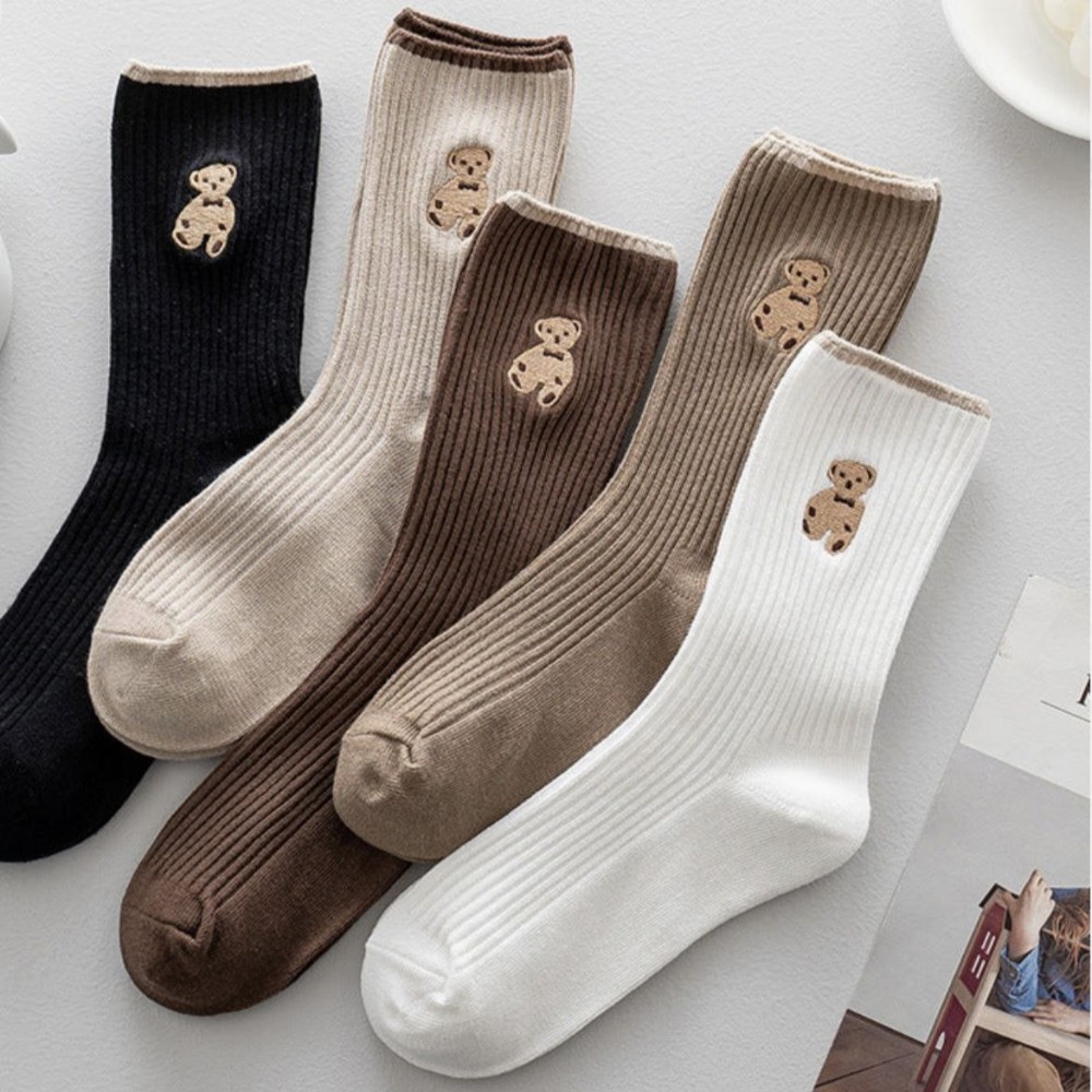 جوراب زنانه ساقدار کبریتی گلدوزی تدی خارجی کد 135354 - خرید جوراب زنانه عمده