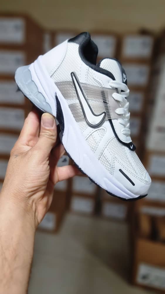 دو نایک کد 138358 - خرید کفش اسپرت زنانه عمده