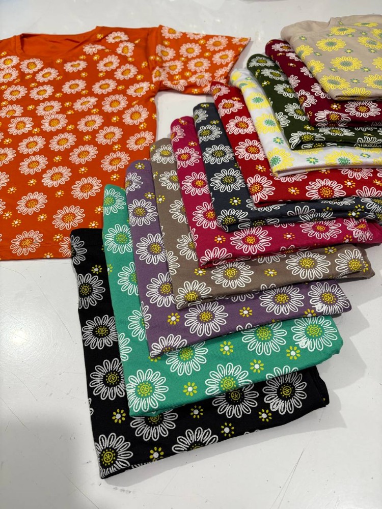 کراپ بابونه کد 136257 - خرید تاپ و تیشرت زنانه عمده