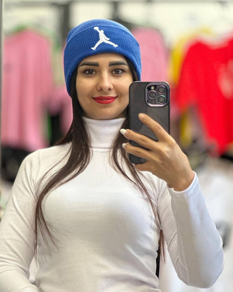 کلاه بافت کد 136102 - خرید شال و روسری زنانه عمده