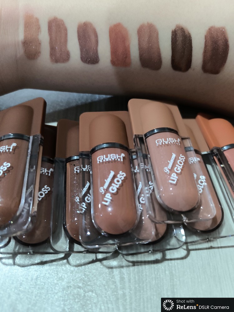 لیپ گلس شاین دار گاش کد 137756 - خرید آرایشی لب عمده