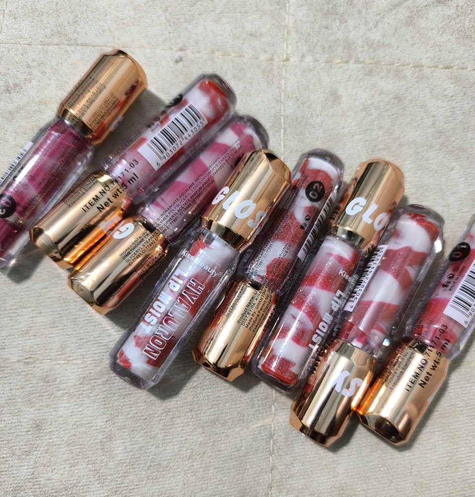 لیپ گلس و رژلب خیس بستنی کد 138489 - خرید آرایشی لب عمده