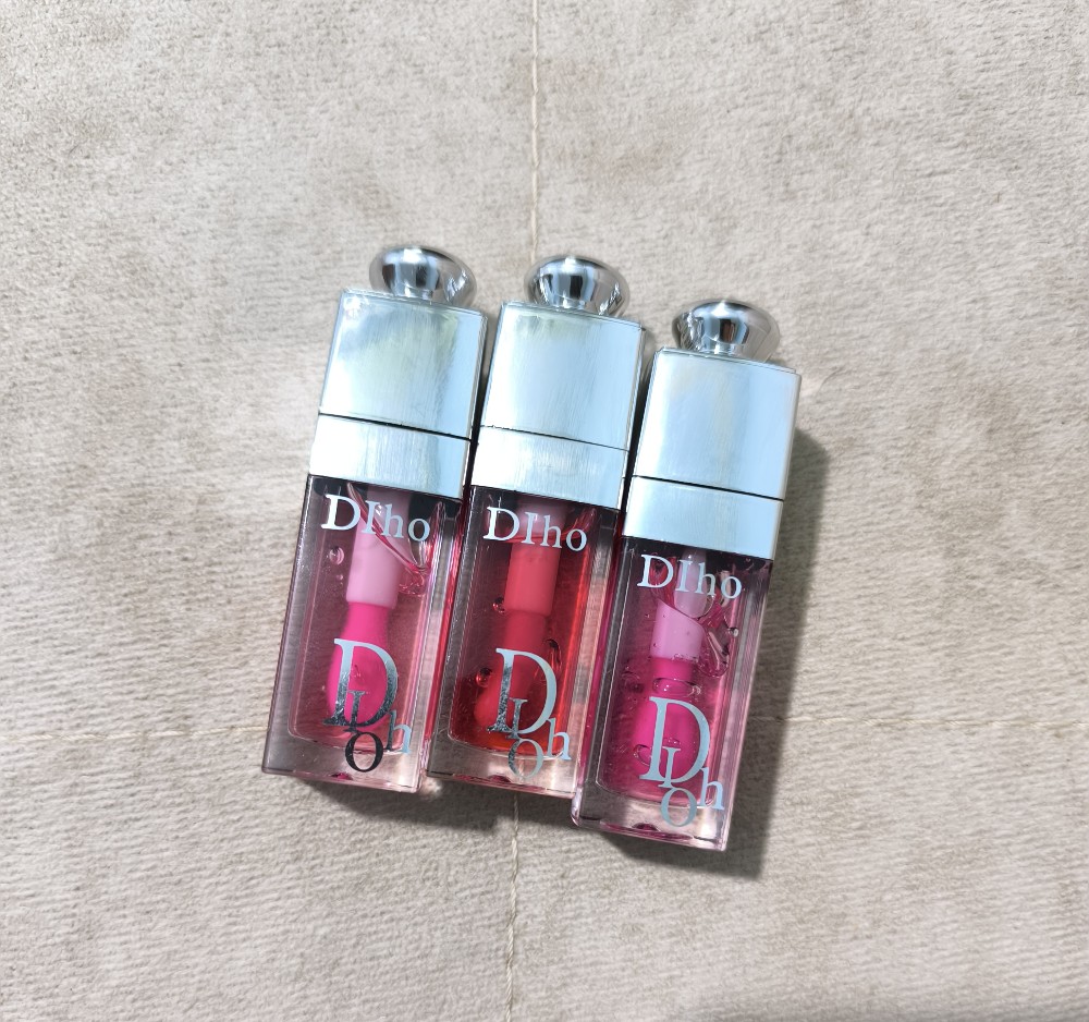 لیپ گلس طرح دیور دلهو کد 138494 - خرید آرایشی لب عمده