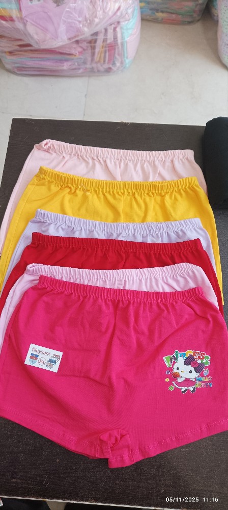 شورت نخی تیپ لاکرا دخترانه کد 136642 - خرید شورت دخترانه عمده