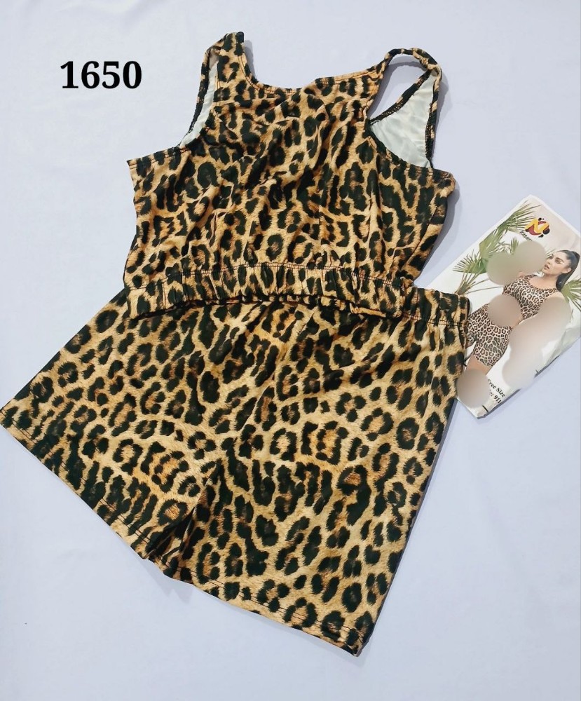 ست نیم تنه و شلوارک کد 139118 - خرید ست تاب شلوارک زنانه عمده