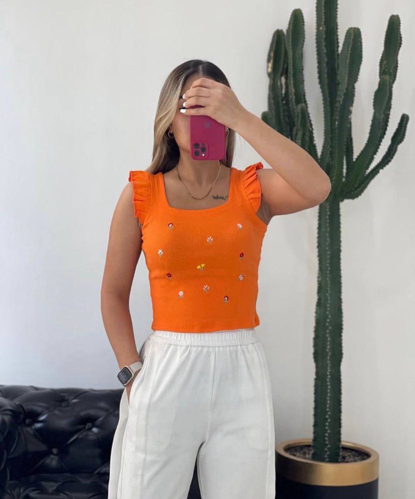 تاپ عروسکی گلدوزی ۱۰۲۰۰۰۹ کد 136482 - خرید تاپ و تیشرت زنانه عمده