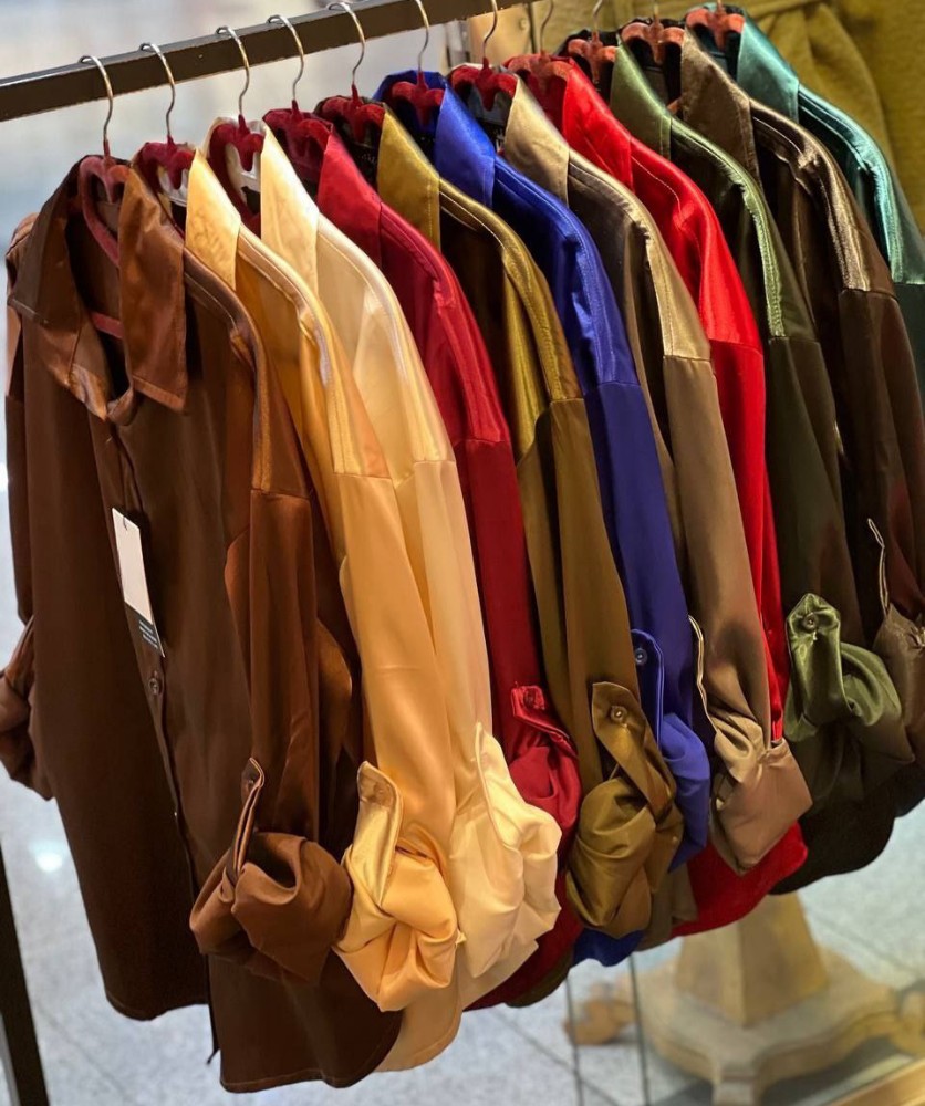 شومیز زنانه ساتن آستین گت کد 136661 - خرید شومیز زنانه عمده