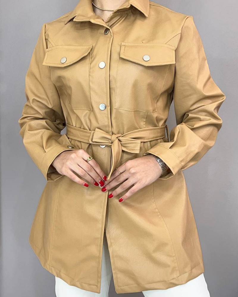 مانتو چرم زنانه مدل جلو دکمه کد 136672 - خرید مانتو زنانه عمده