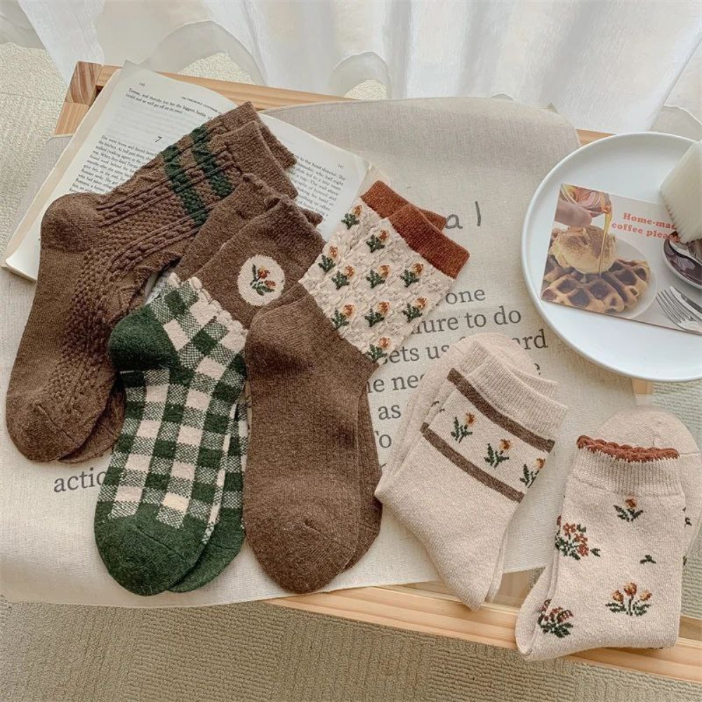 جوراب زنانه ساقدار ترکیبی خارجی کد 137135 - خرید جوراب زنانه عمده