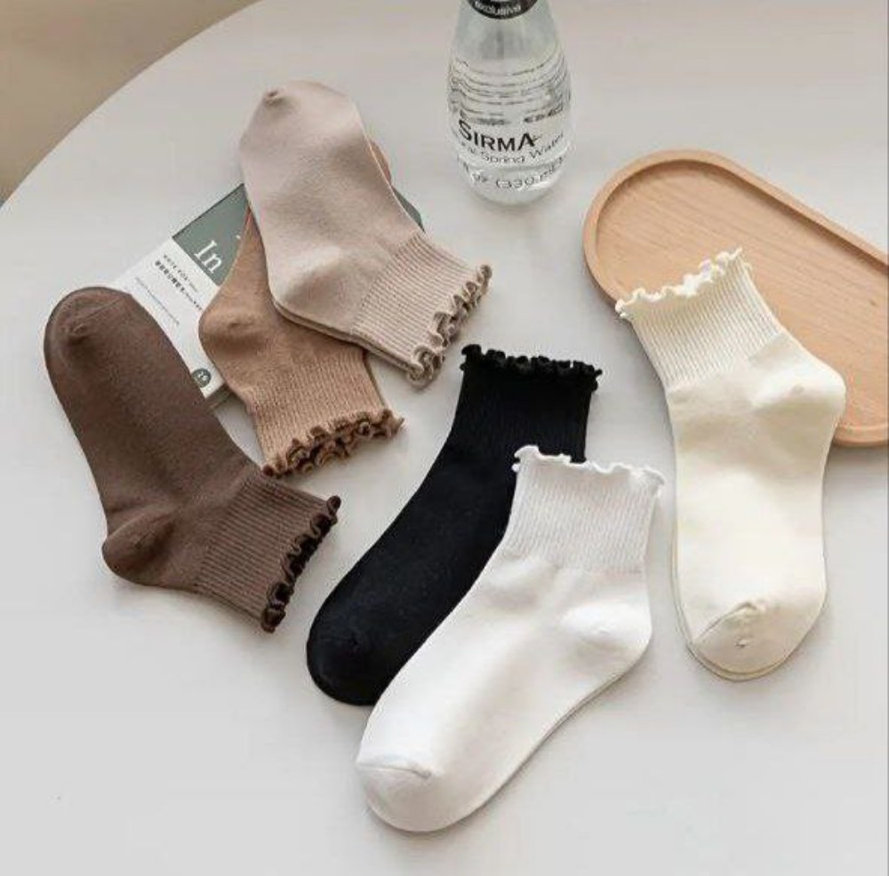 جوراب زنانه نیم ساق لب فر خارجی کد 138780 - خرید جوراب زنانه عمده