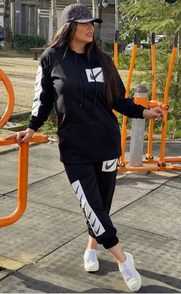 ست هودی شلوار نایک کد 139855 - خرید کاپشن و هودی زنانه عمده