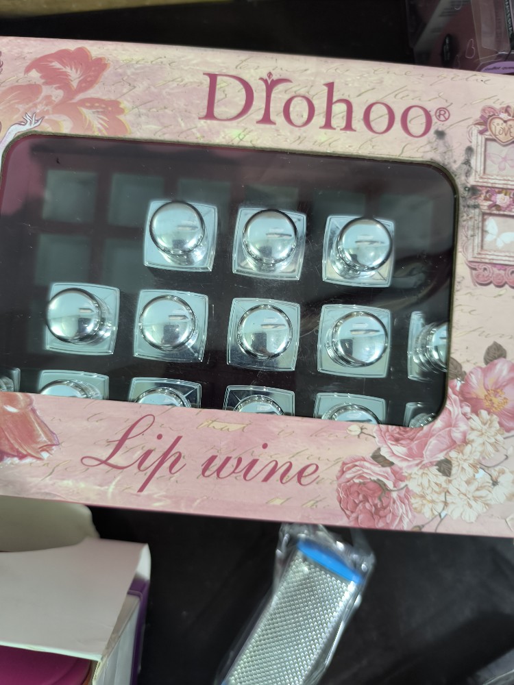 لیپ گلس دیور کد 139941 - خرید آرایشی لب عمده