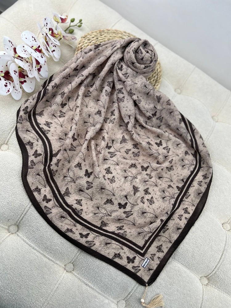 روسری منگوله دار کد 139624 - خرید شال و روسری زنانه عمده