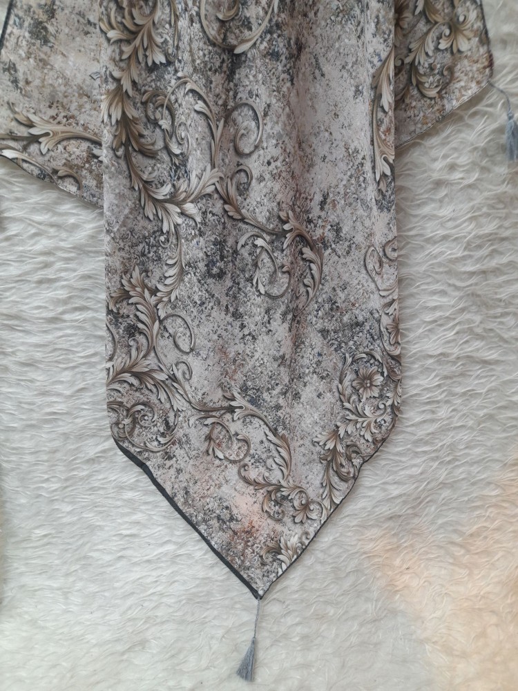 روسری صابونی منگوله دار کد 139821 - خرید شال و روسری زنانه عمده