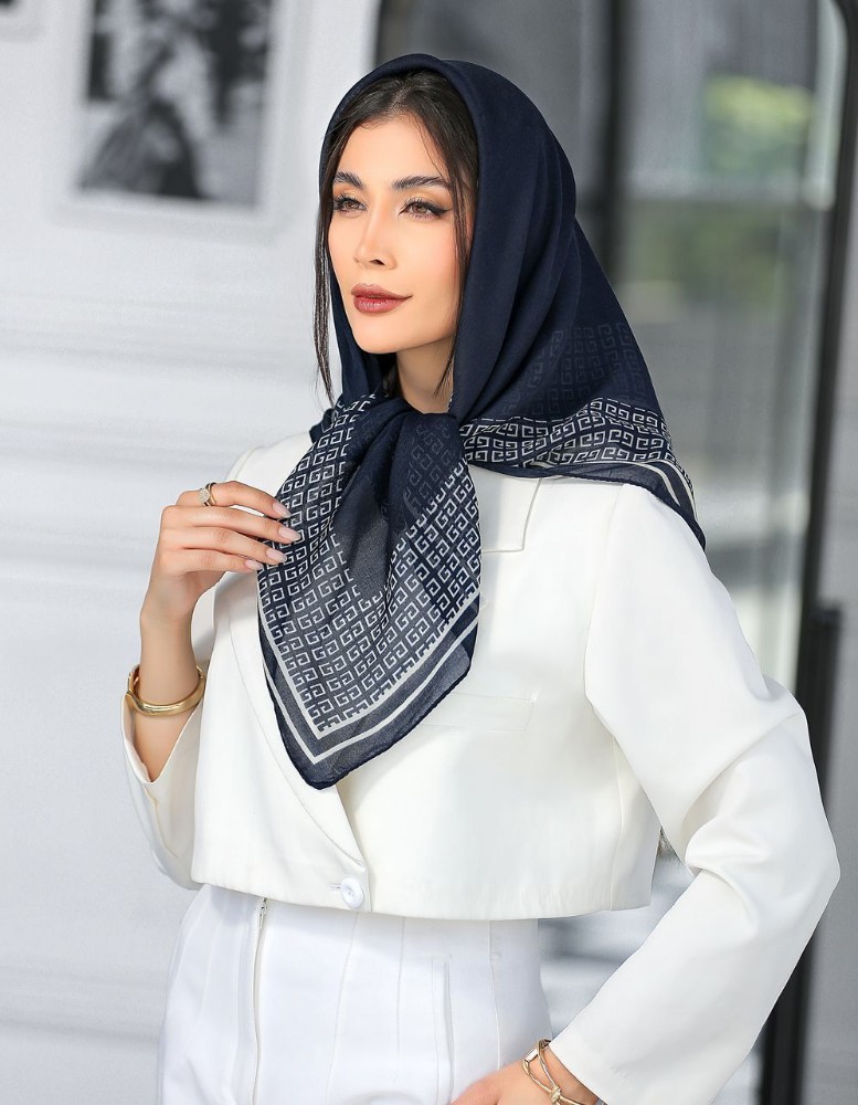 روسری دور دوخت حاشیه طرح دار کد 140075 - خرید شال و روسری زنانه عمده