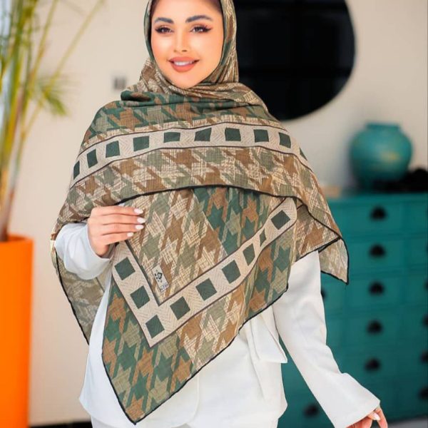 خرید عمده روسری زنانه کرپ حریرسایز ۱۲۰